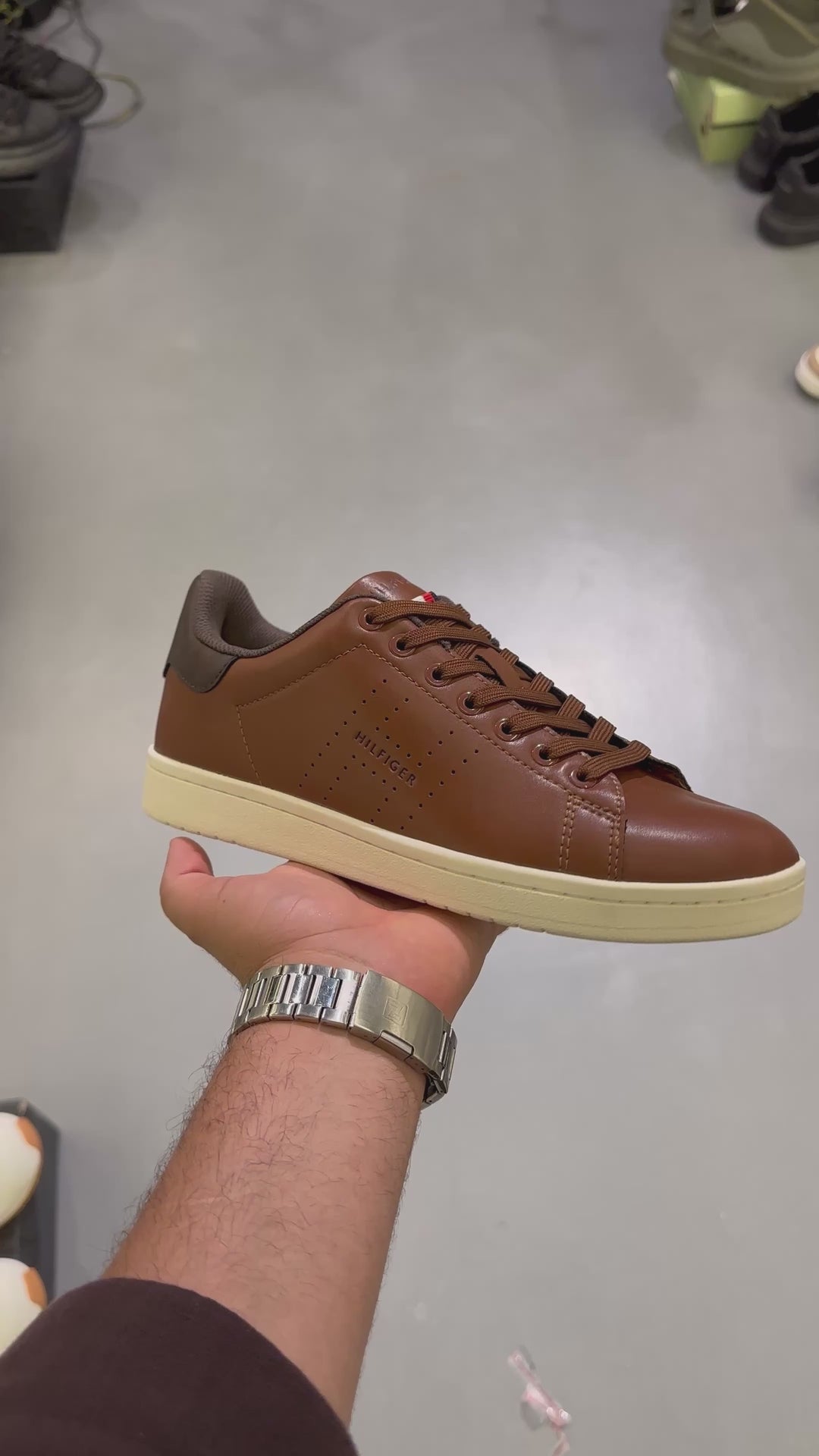 Tommy Hilfiger Liston Sneaker - Tan